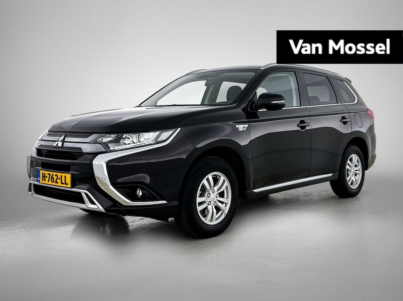 Mitsubishi Outlander - 2.4 PHEV Pure | Eerste eigenaar | Apple Carplay/Android Auto | Cruise | kunstlederen Bekle - AutoWereld.nl
