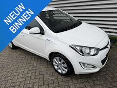 Hyundai i20 - 1.2i 1e Eigenaar Bluetooth i-Deal
