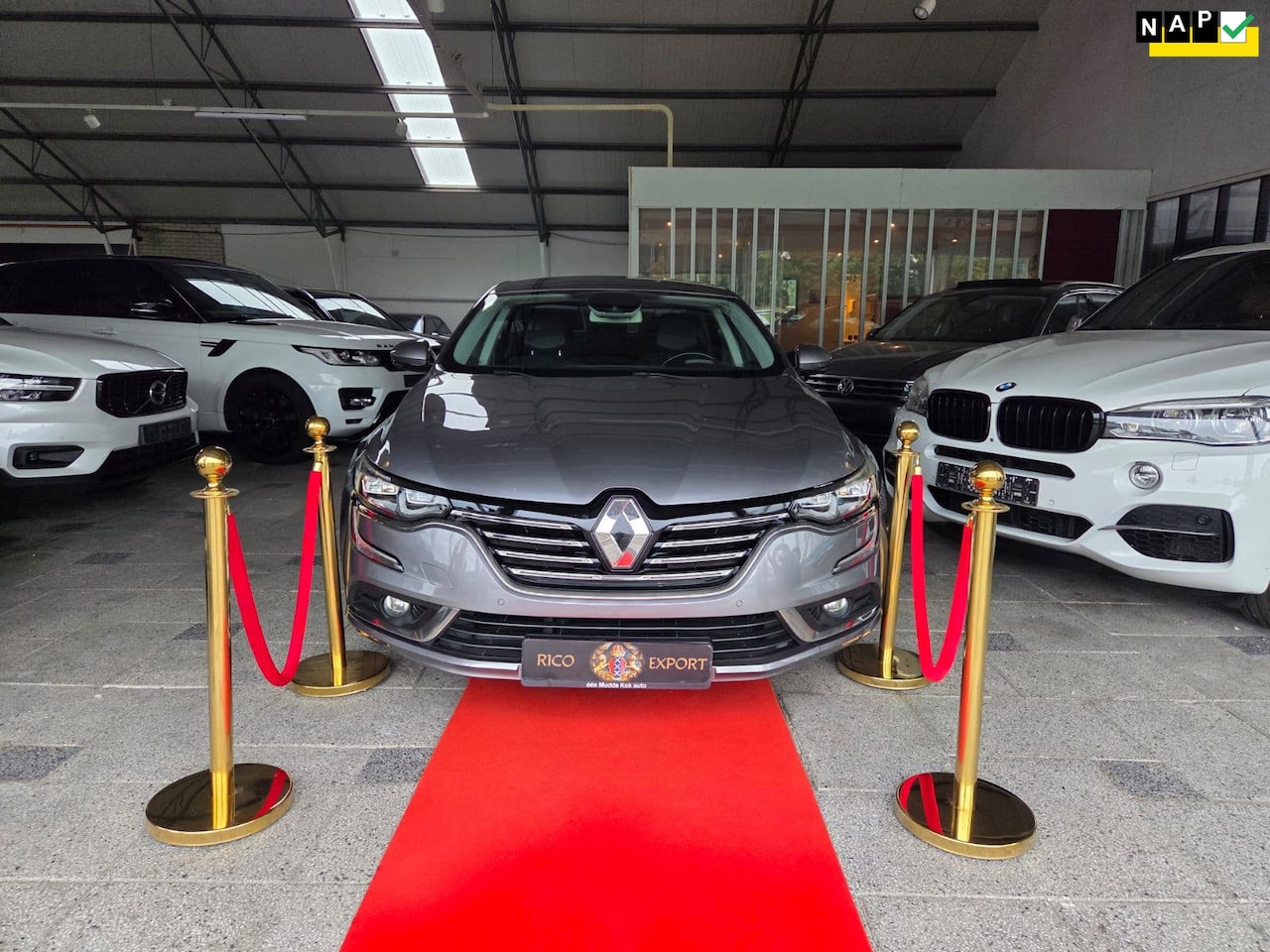 Renault Talisman - 1.5 DCi AUT INTENS SEDAN 4CONTROL BOSE NAVI CAMERA FULL!2017 - AutoWereld.nl