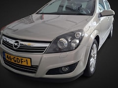 Opel Astra - 1.8 Business