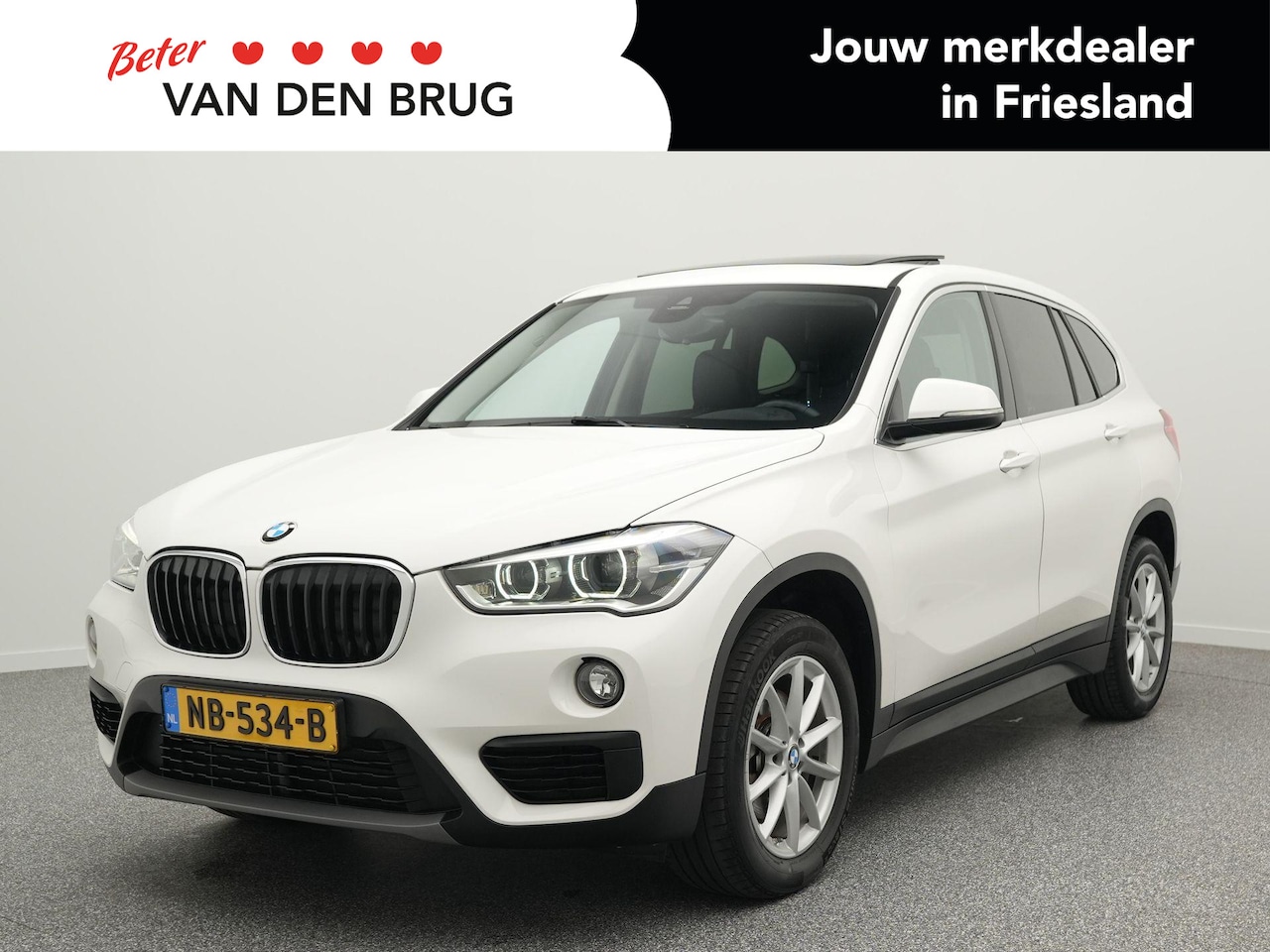 BMW X1 - sDrive18i Centennial High Executive | Trekhaak | Panoramadak | Lederen bekleding | Sportst - AutoWereld.nl