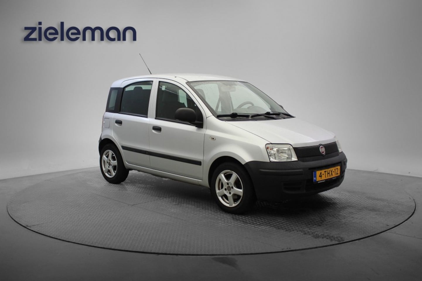 Fiat Panda - 1.1 Actual 5 Deurs - Airco, Lichtmetalen Velgen - AutoWereld.nl