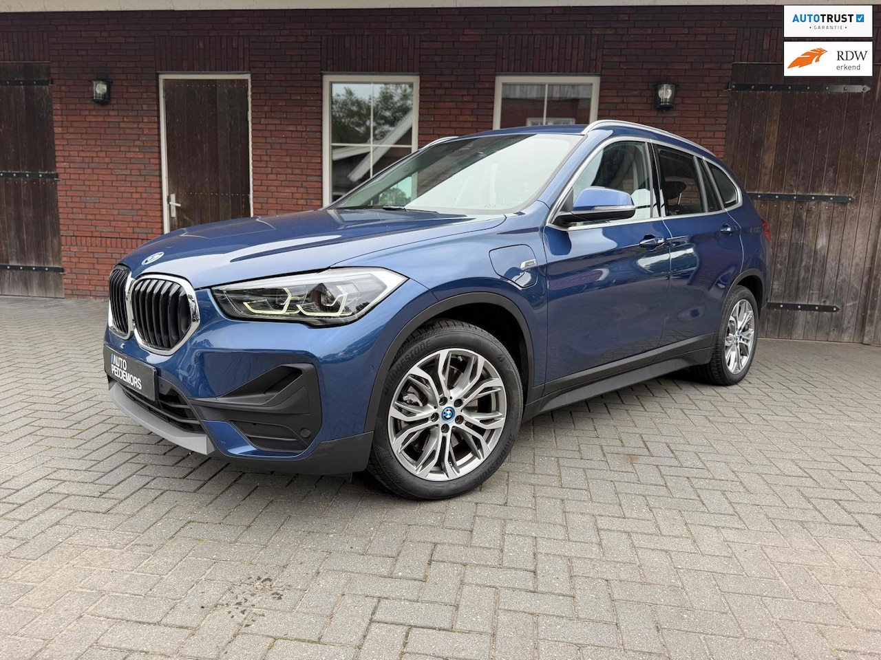 BMW X1 - XDrive25e PHEV Executive| Camera| LED| DAB - AutoWereld.nl