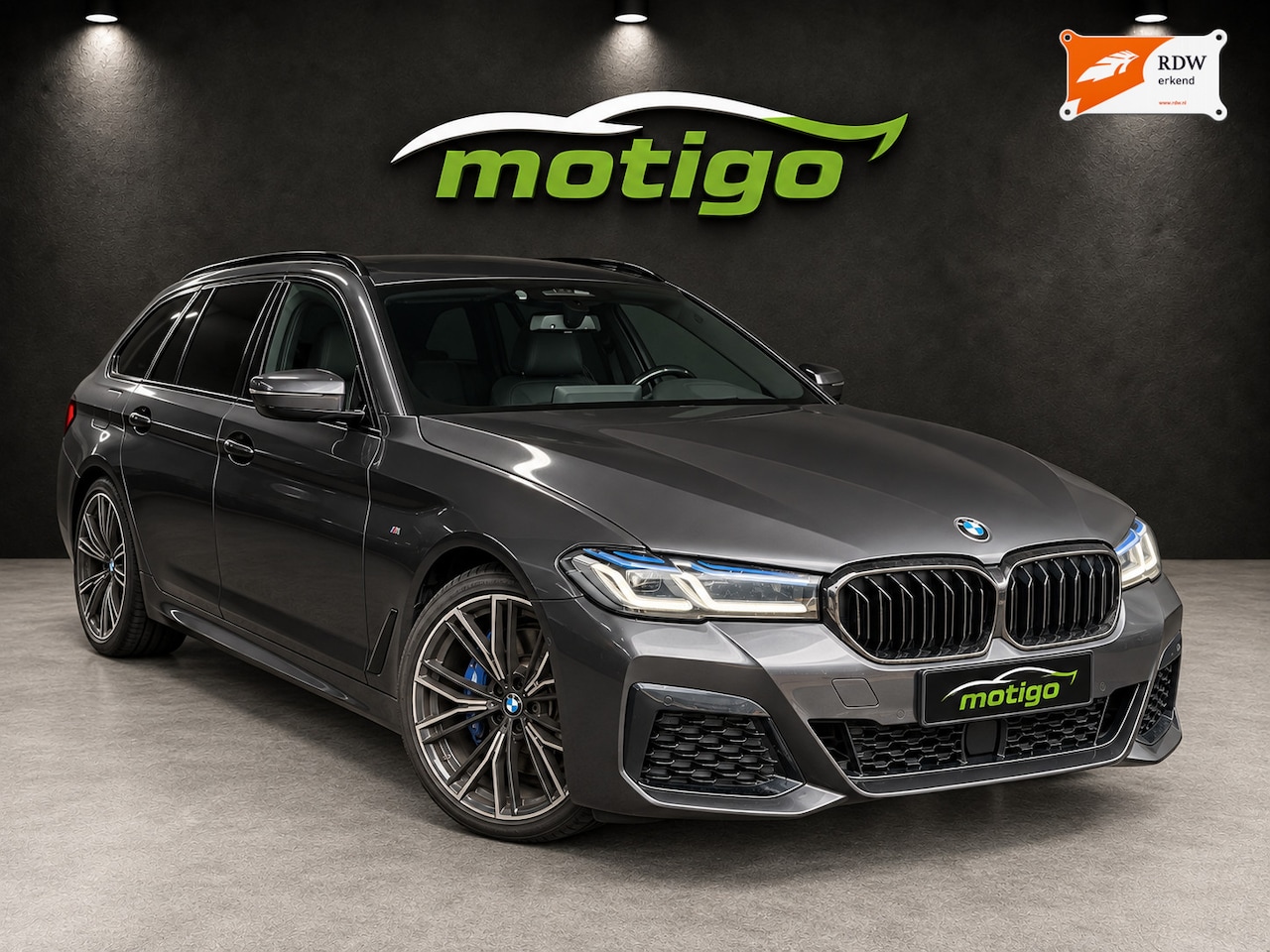 BMW 5-serie Touring - 530i xDrive High Executive Edition 530i xDrive High Executive edition - AutoWereld.nl