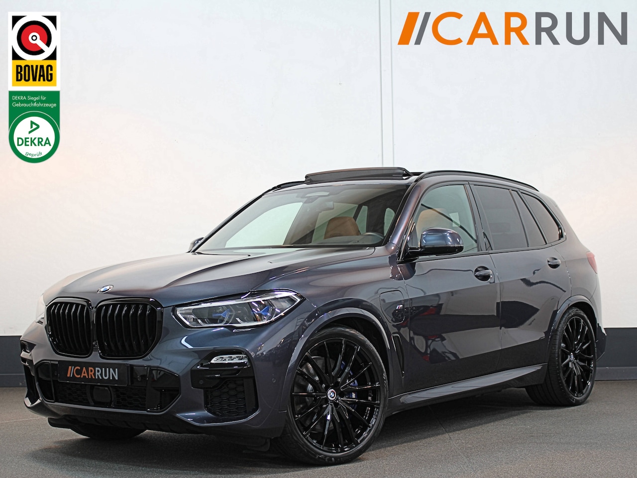 BMW X5 - 45e M-Performance Seats | 360 View | Panorama | ACC | Kristal pook | Head-Up | Laser-LED | - AutoWereld.nl