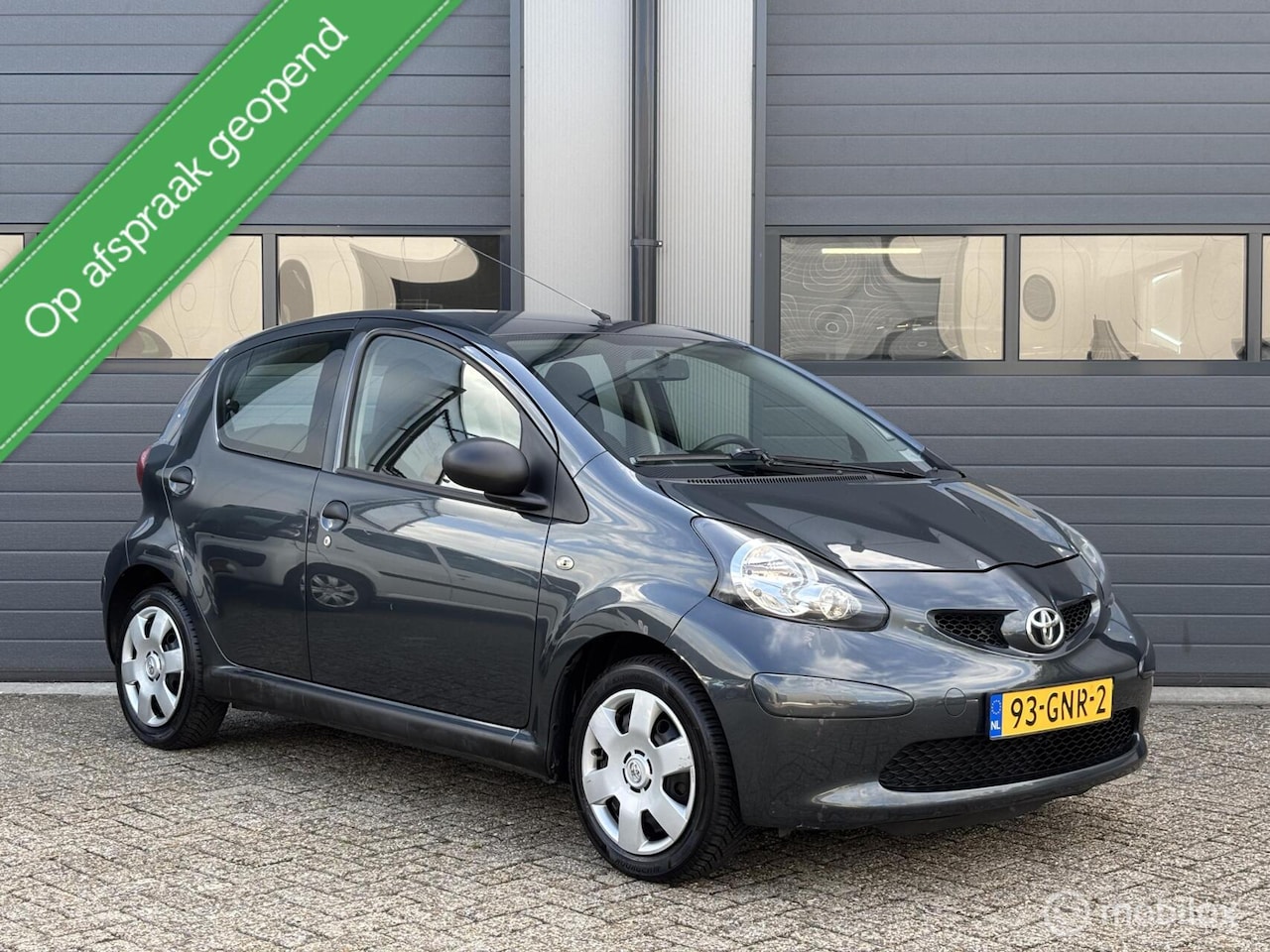 Toyota Aygo - 1.0-12V Navi Uitvoering _ 5Drs/Airco - AutoWereld.nl