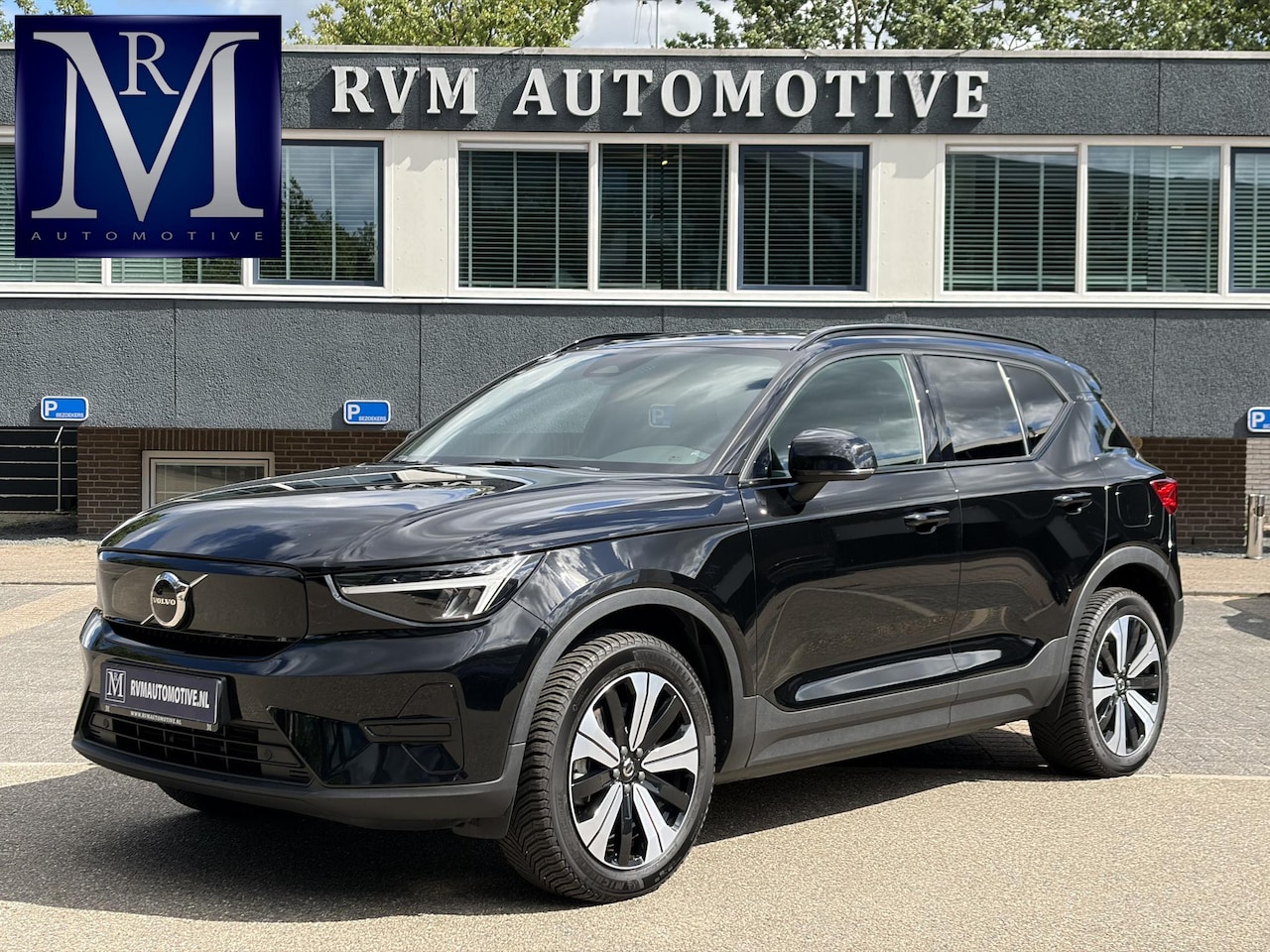 Volvo XC40 - Recharge Plus VAN:33.900,- VOOR:30.877,- UW HERFSTVOORDEEL:3.023,- SOH 92%| PILOT ASSIST A - AutoWereld.nl