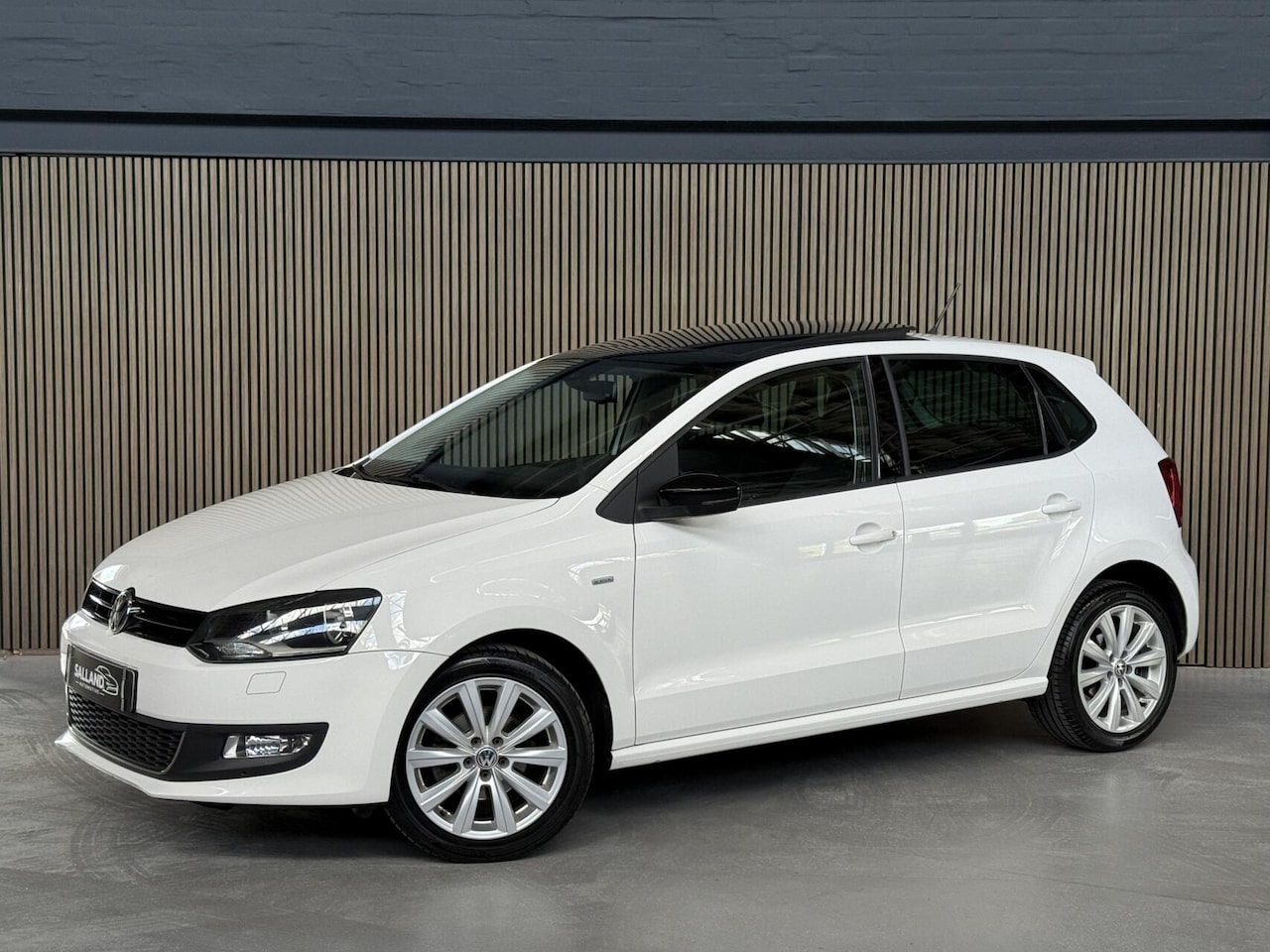 Volkswagen Polo - 1.2 TSI Highline 1.2 TSI Highline, PANO / CRUISE / STOELVERW - AutoWereld.nl