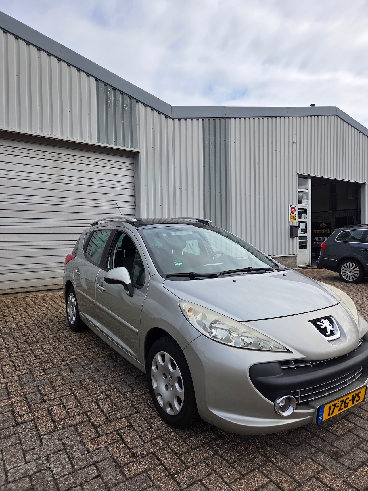 Peugeot 207 SW - 1.6 VTi XS