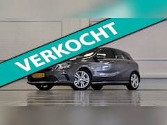 Mercedes-Benz A-klasse - 180 Ambition Leer Navi Camera LED Parkeerhulp voor & achter Mooi