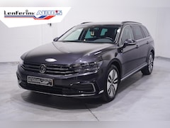 Volkswagen Passat Variant - 1.4 TSI PHEV GTE Business 90% SOH Apple Carplay Camera Led koplamp Winterpakket Navi