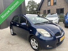 Toyota Yaris - 1.3 VVTi Automaat PDC Bluetooth Trekhaak