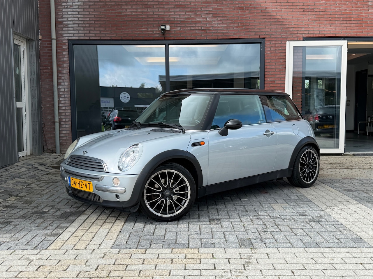 MINI 3-Deurs - 1.6 Cooper Chili |04-2027 APK| 100% Onderhouden - AutoWereld.nl