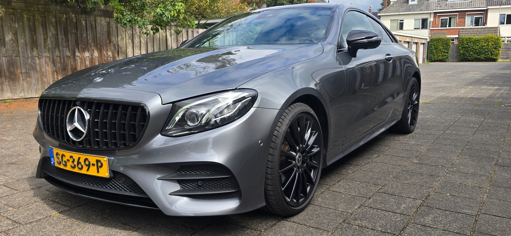 Mercedes-Benz E-klasse Coupé - 400 4MATIC - AutoWereld.nl
