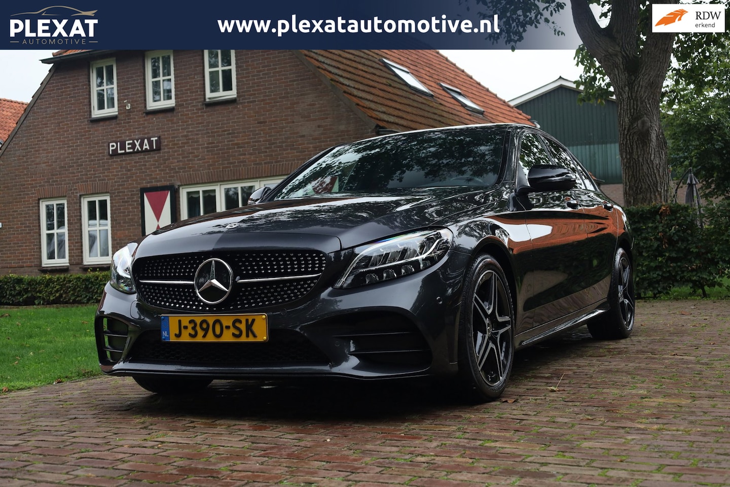Mercedes-Benz C-klasse - 180 Business Solution AMG Aut. | AMG-Pakket | Panorama | Virtual Dashboard | Stoelverwarmi - AutoWereld.nl