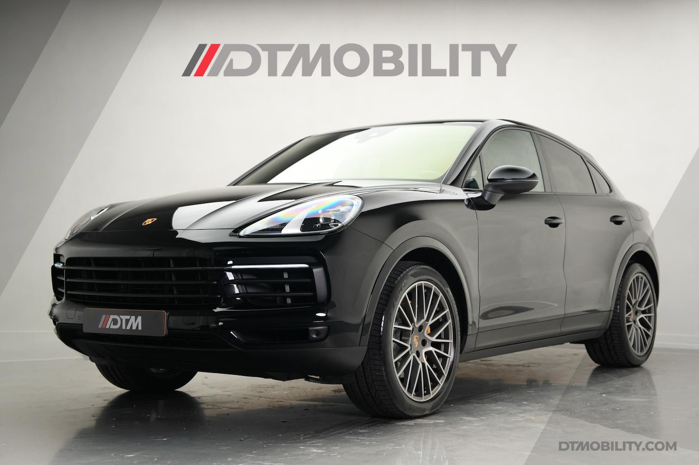 Porsche Cayenne Coupé - 3.0 E-Hybrid Platinum Edition | Panorama | Trekhaak - AutoWereld.nl