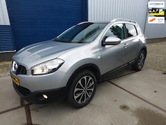 Nissan Qashqai - 1.6 Acenta / Pano / Trekhaak / Cruise / Camera