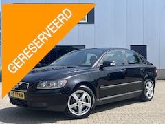 Volvo S40 - 1.6 APK 04-2027 AIRCO CRUISE TREKHAAK