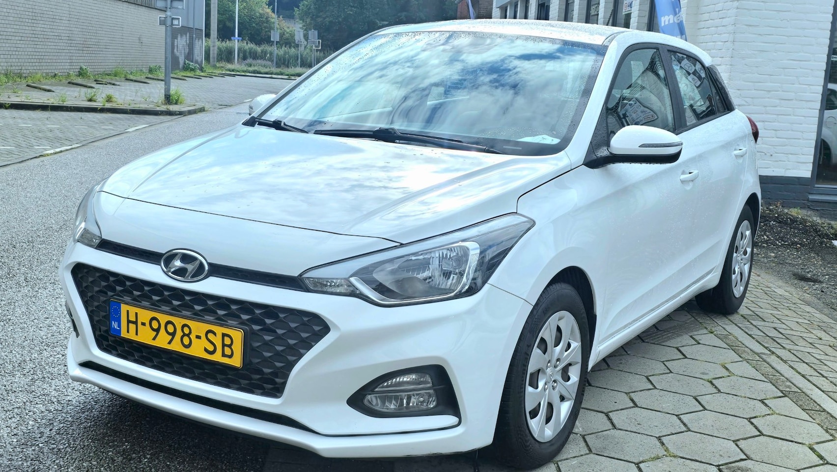 Hyundai i20 - 1.0 T-GDI i-Motion*nap*apk24-6-2028*airco ijs *zeer nette auto*inruil mog!!! - AutoWereld.nl
