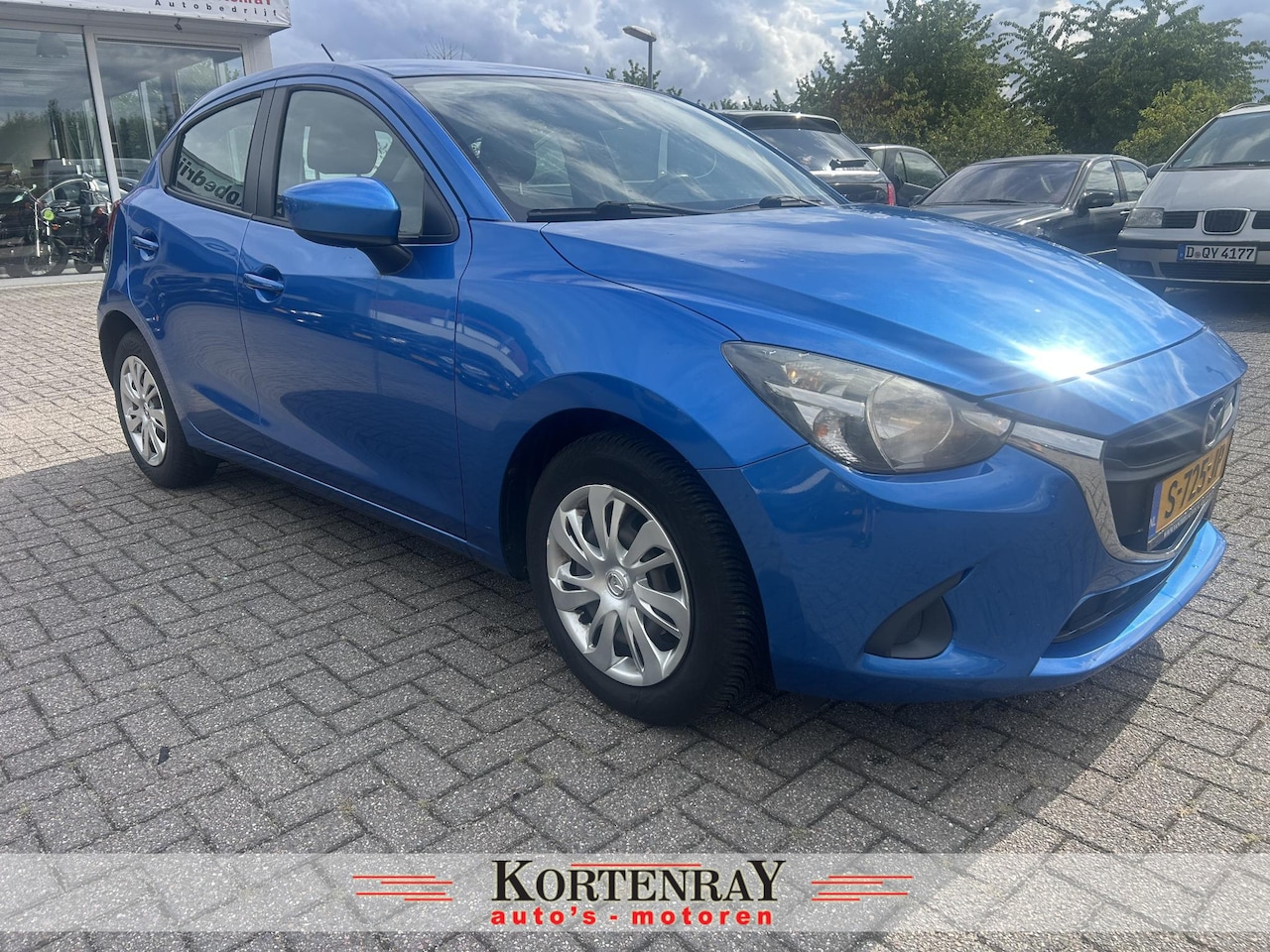 Mazda 2 - 1.5 Skyactiv-G S Airco/ schade links voor zie foto rijdbaar - AutoWereld.nl