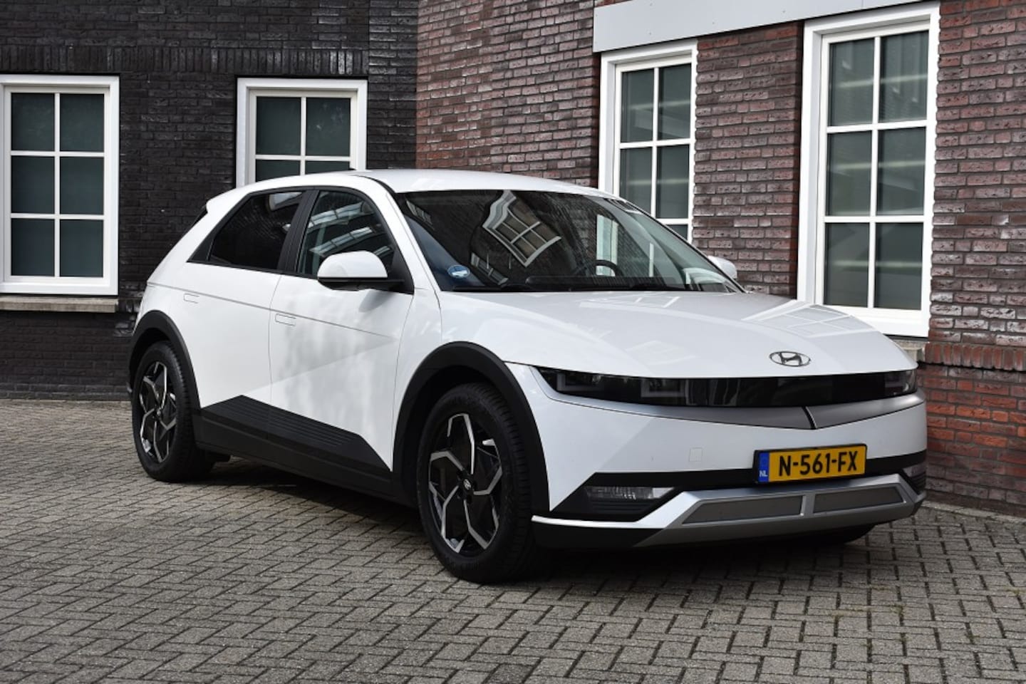 Hyundai IONIQ 5 - Style 73kWh/91% SOH/ Wij zijn op afspraak geopend! Graag bellen voor uw komst. - AutoWereld.nl