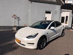 Tesla Model 3 - Standard RWD | 82% SOH | PANO | LEER |
