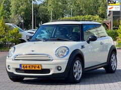 MINI 3-Deurs - 1.4 One Anniversary MK II | Panoramadak | Cruise control | Airco | Elektrische ramen | Air