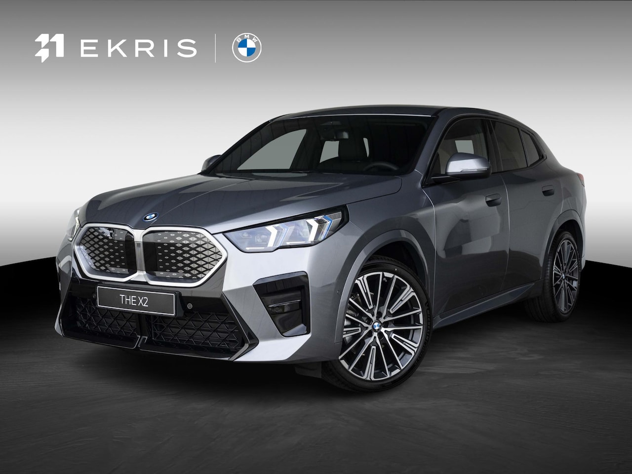 BMW iX2 - eDrive20 Pure Edition 67 kWh M Sportpakket | Premium Pack - AutoWereld.nl