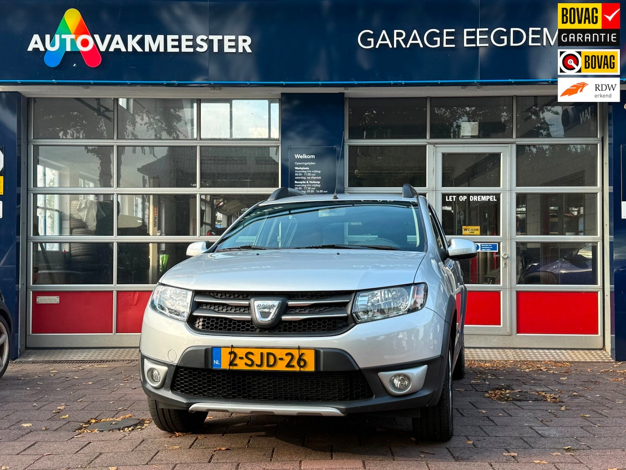 Dacia Sandero Stepway - 0.9 TCe Lauréate - AutoWereld.nl