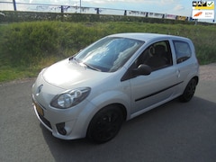 Renault Twingo - twingo 1.2 16v Benzine airco 104.000km