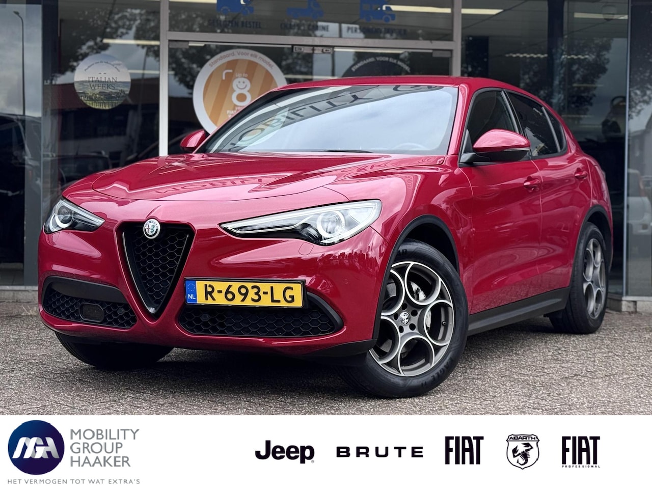 Alfa Romeo Stelvio - 2.0 200pk Automaat AWD Sprint | Apple-Android | Parkeercamera | Adaptive Cruise Control - AutoWereld.nl