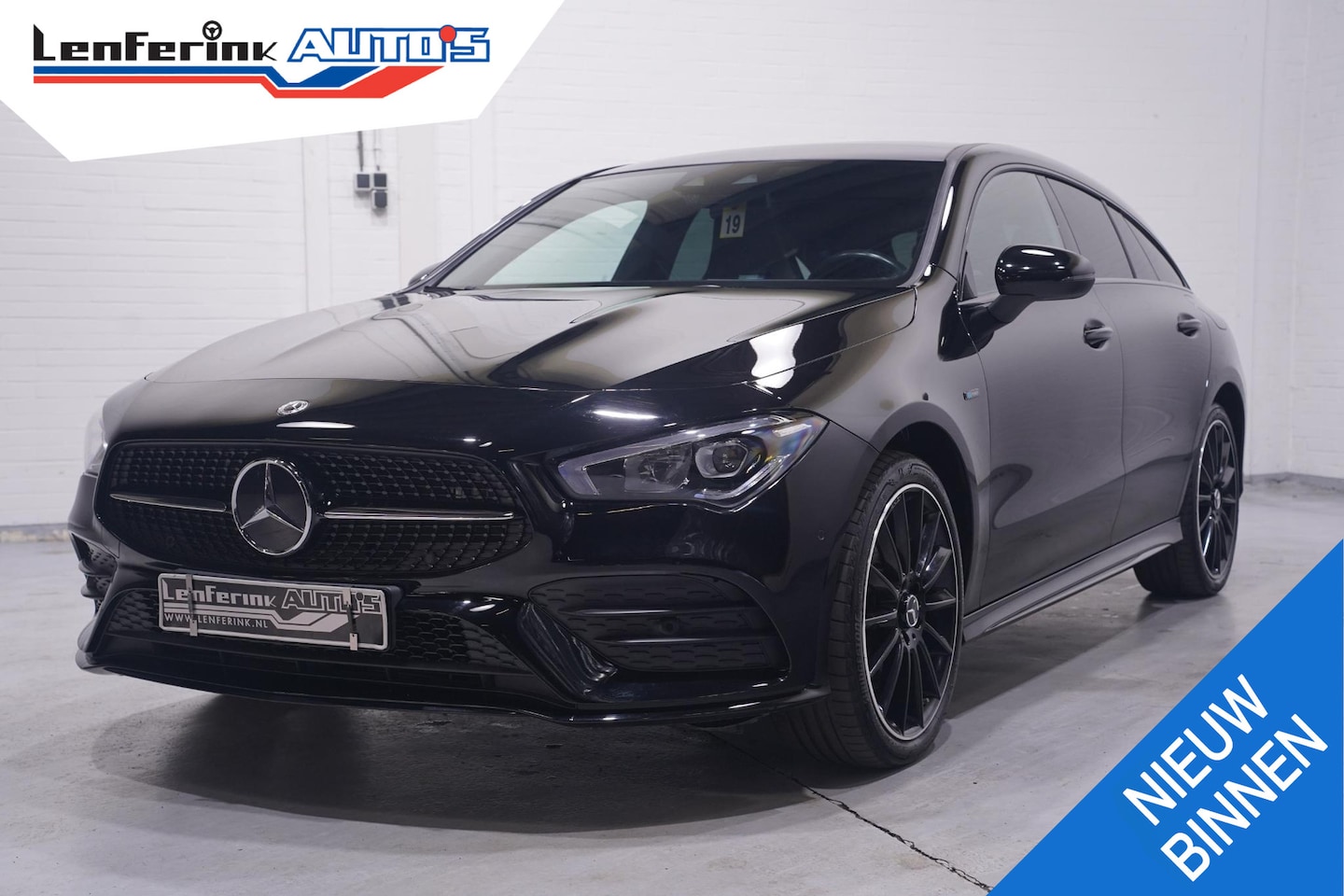 Mercedes-Benz CLA-klasse Shooting Brake - 250 e Business Solution AMG Limited SOH 97% Panodak Navi Camera Apple Carplay - AutoWereld.nl