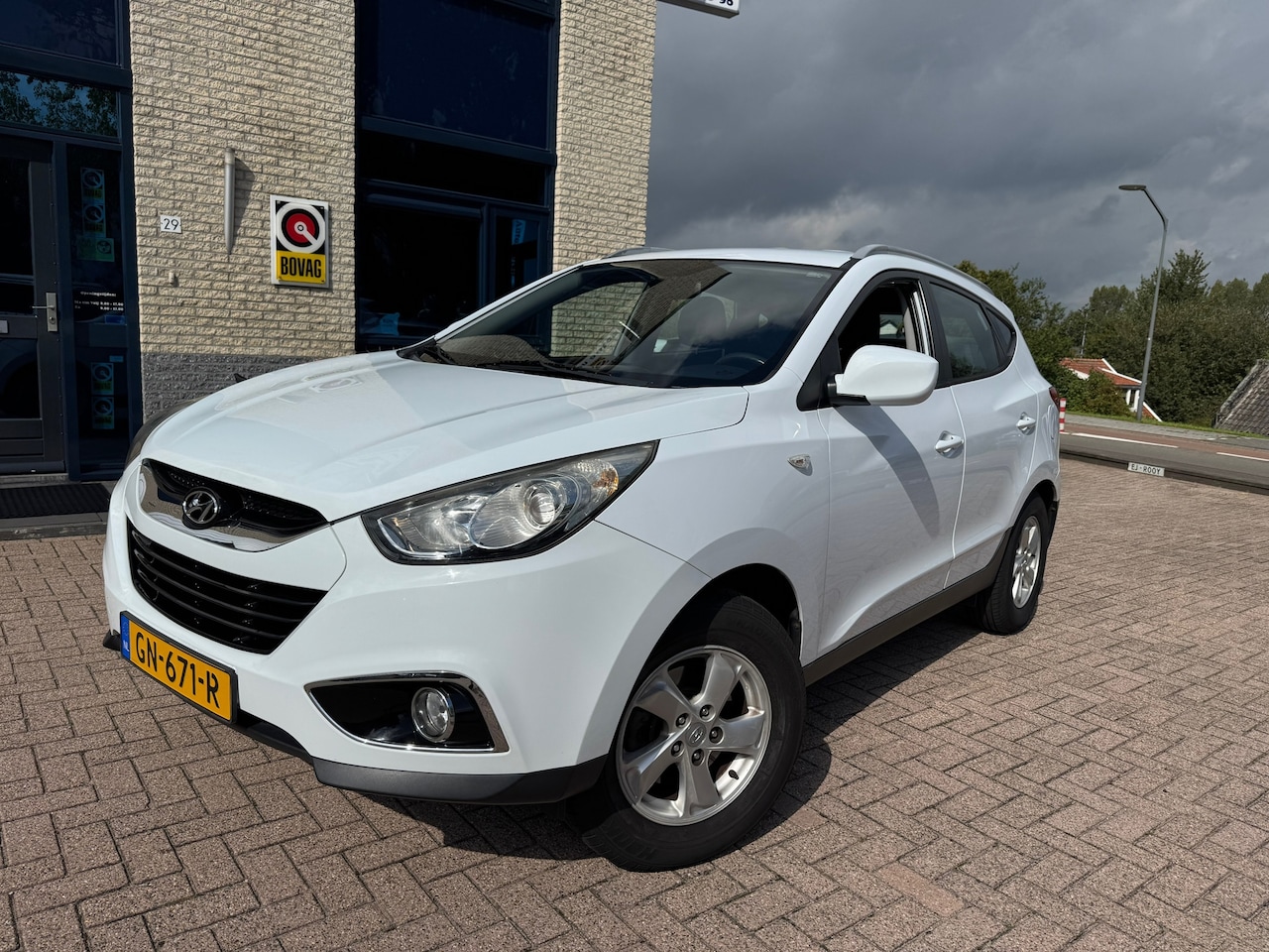 Hyundai ix35 - 2.0i Business Edition- goed onderhouden - AutoWereld.nl