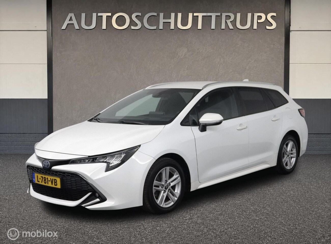 Toyota Corolla Touring Sports - 1.8 Hybrid STOEL+STUURVERWARMING / CAMERA / KEYLESS / NETTE AUTO - AutoWereld.nl