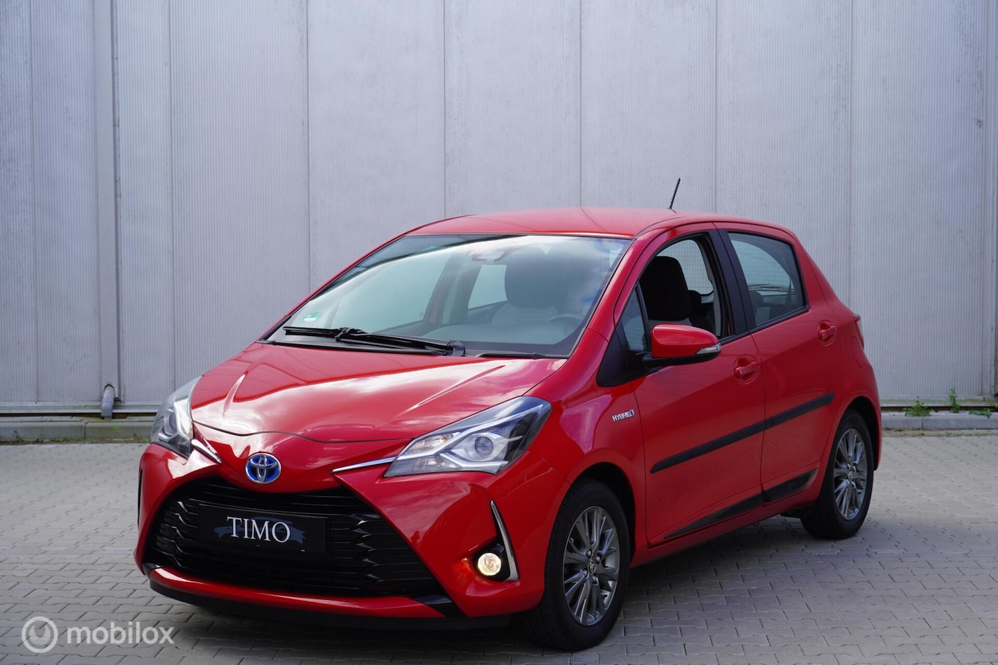 Toyota Yaris - 1.5 Hybrid 32.493 KM - AutoWereld.nl