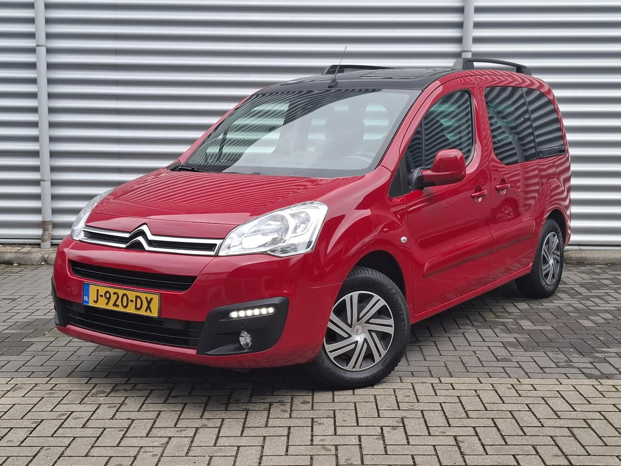 Citroën Berlingo - Multispace 1.6 VTi Feel Panodak/Clima/Navi/Cam - AutoWereld.nl