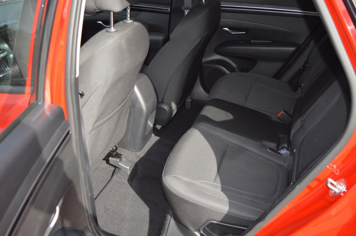 Hyundai Tucson - 1.6 T-GDI 1650kg trekgewicht Camera hier onderhouden!