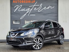 Nissan Qashqai - 1.6 Tekna|Dealer onderhouden|Panoramadak|Trekhaak|