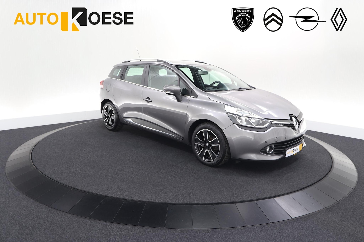 Renault Clio Estate - 1.5 dCi ECO Dynamique | Parkeersensoren voor + achter | Armsteun | Navigatie - AutoWereld.nl