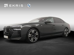 BMW i7 - xDrive60 106 kWh | Bowers & Wilkins | Trekhaak | Massage voorstoelen | Connoisseur Pack |