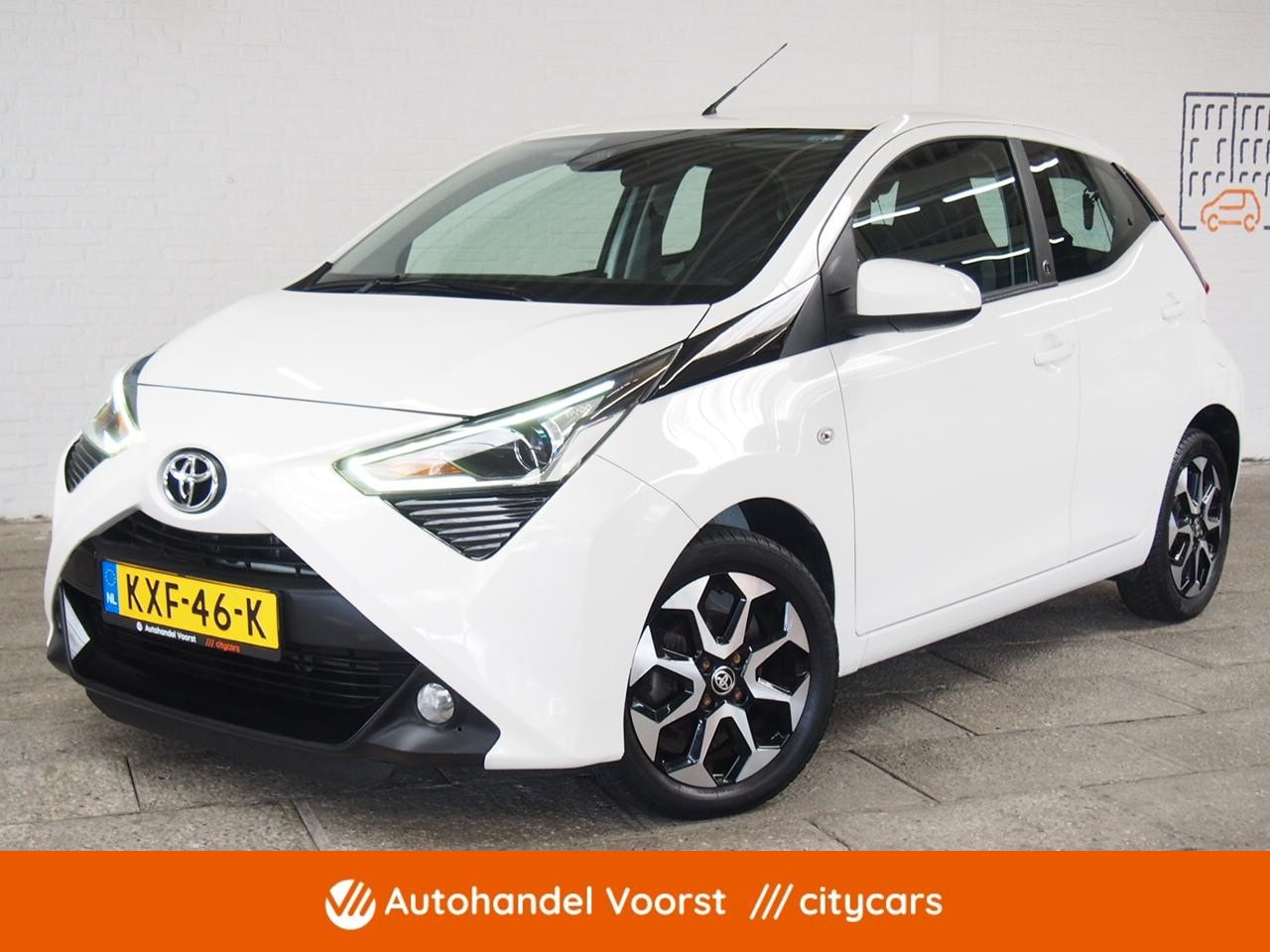 Toyota Aygo - 1.0 VVT-i x-cite Apple Carplay Camera (APK:Nieuw) Incl.Garantie - AutoWereld.nl