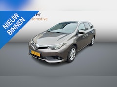 Toyota Auris Touring Sports - 1.2T Trend Facelift Panoramadak |Volledig Dealer Onderhouden