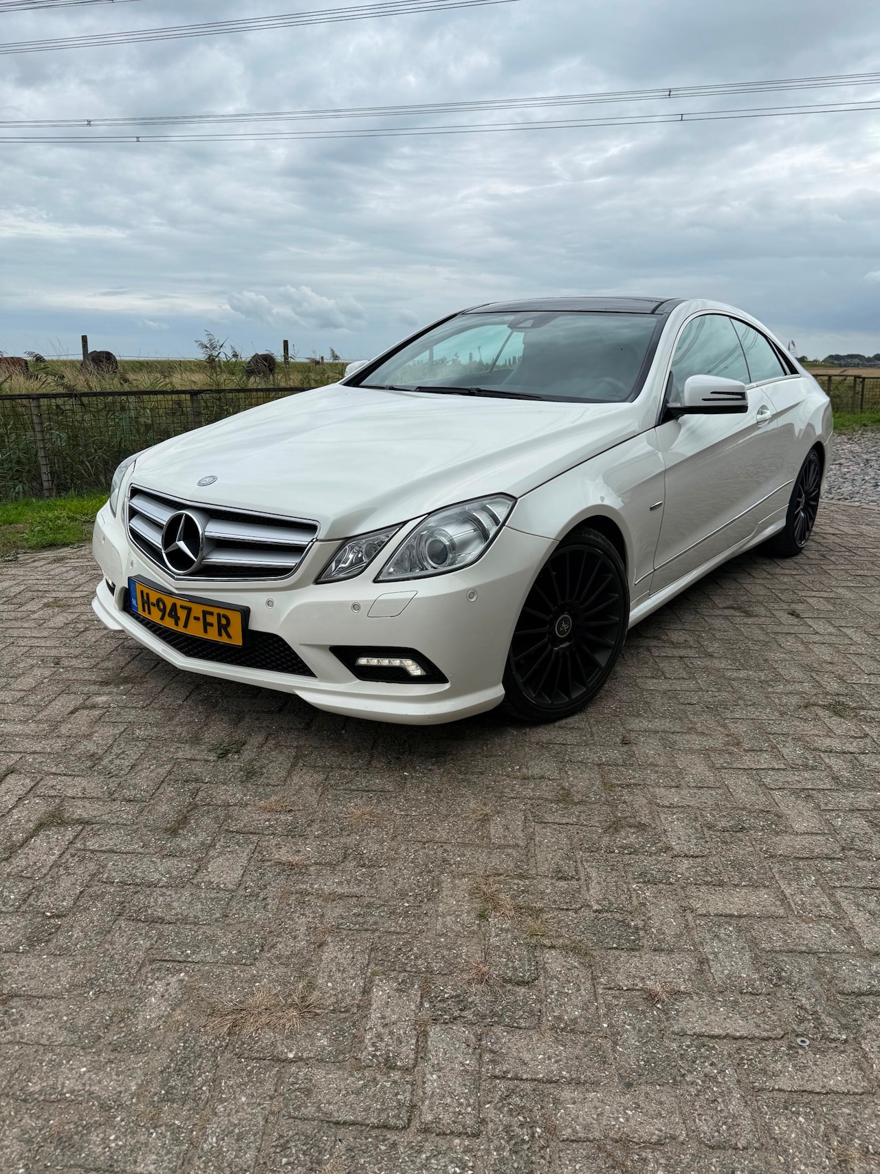 Mercedes-Benz E-klasse Coupé - 220 CDI AMG PANO - AutoWereld.nl
