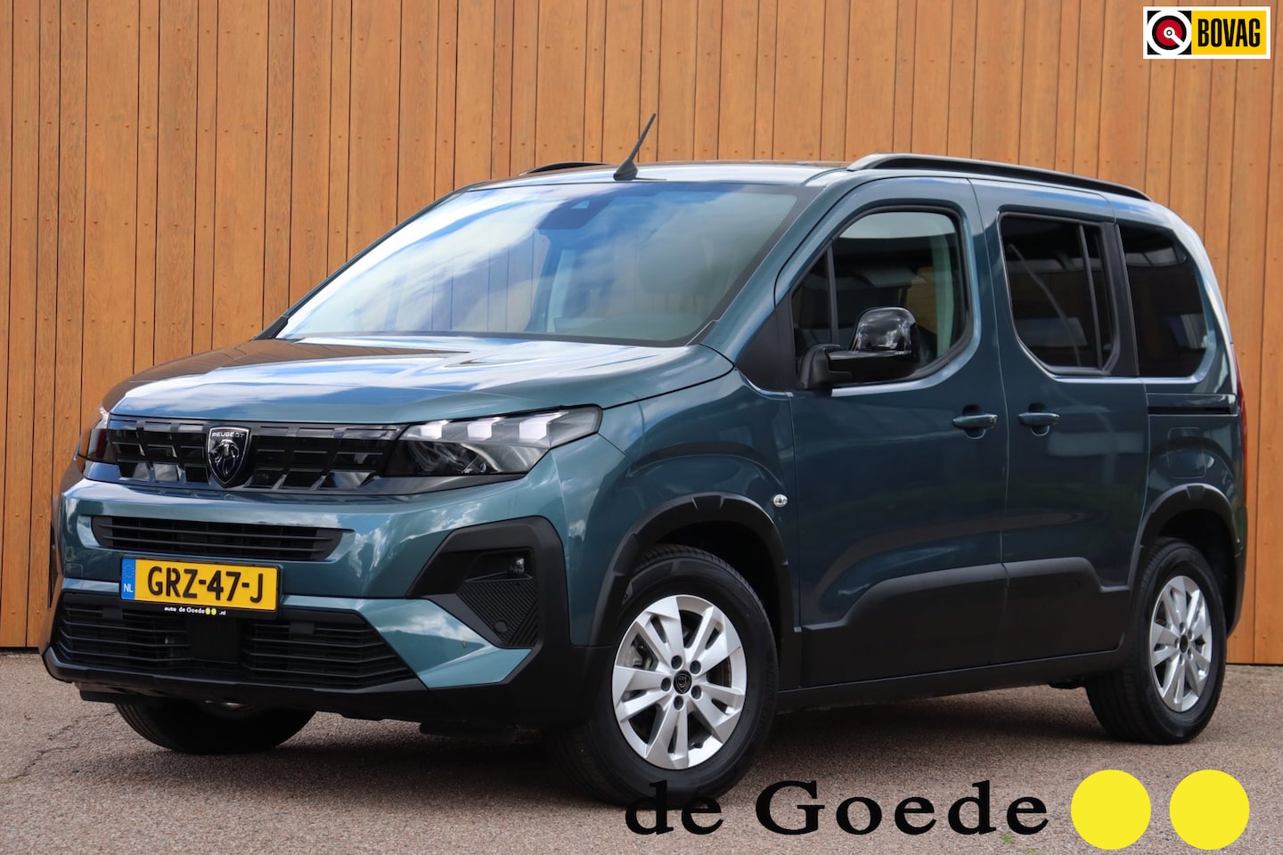 Peugeot e-Rifter - EV Allure L1 50 kWh Org.NL SOH 98,8 % - AutoWereld.nl