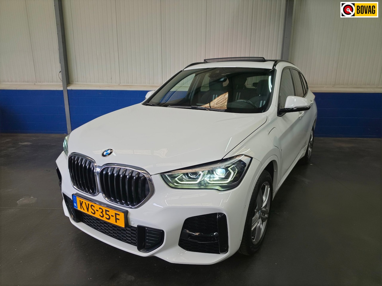 BMW X1 - XDrive25e eDrive Edition///M pakket/Panorama/Trekhaak - AutoWereld.nl