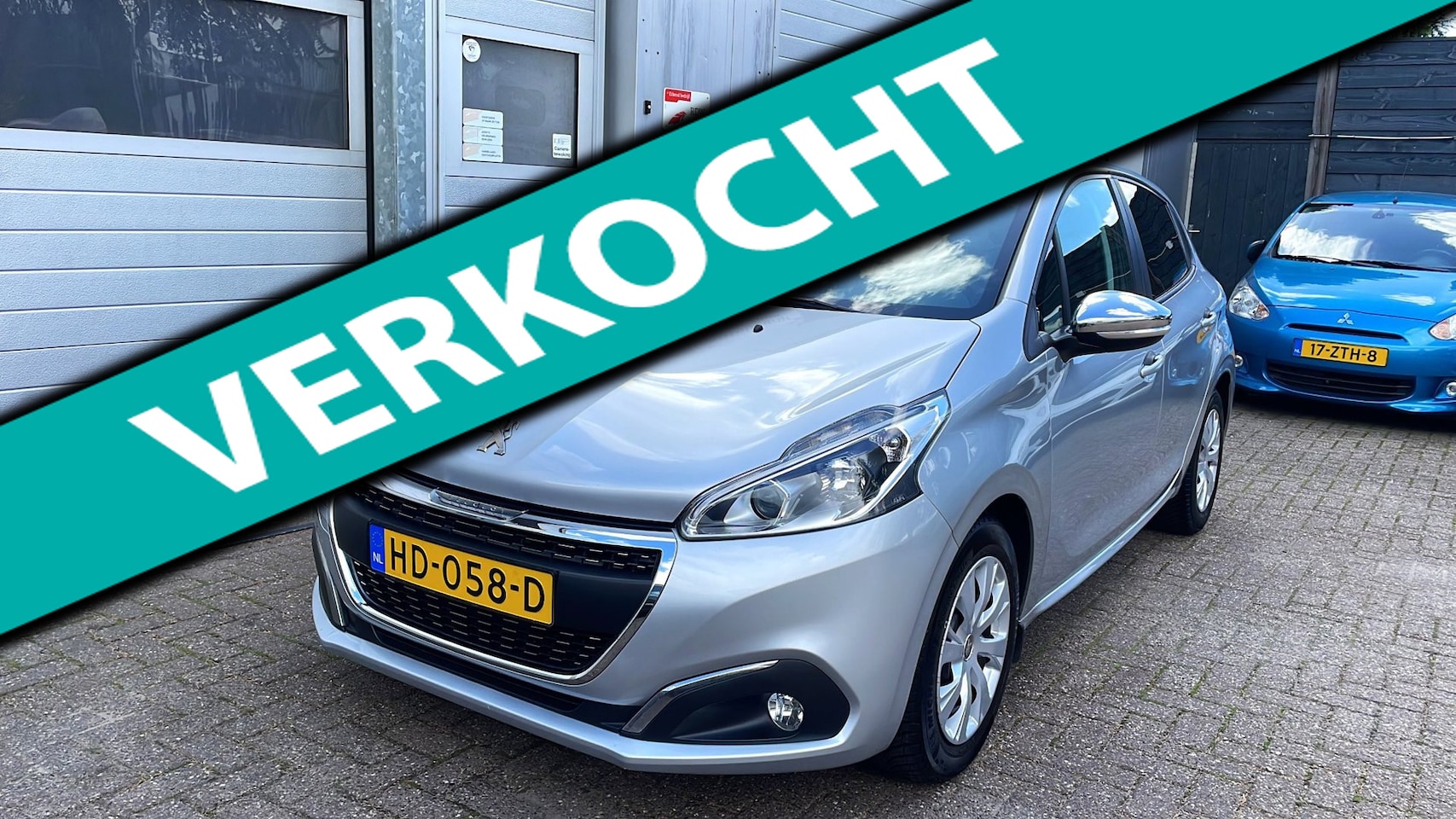 Peugeot 208 - 1.2 PureTech Urban Soul 2015-Navi-Airco-Cruise - AutoWereld.nl