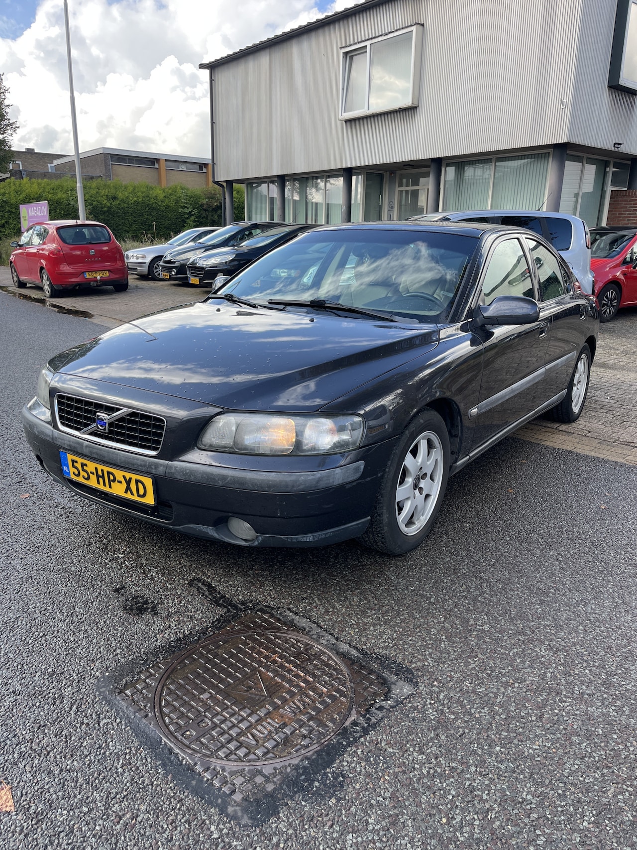 Volvo S60 - 2.4 Edition Automaat. Nette auto met een Apk T/m 03-06-2027 - AutoWereld.nl