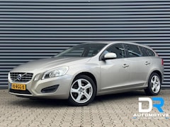 Volvo V60 - 1.6 T3 | TREKHAAK | CLIMATE | PDC | NAP | GOED ONDERHOUDEN