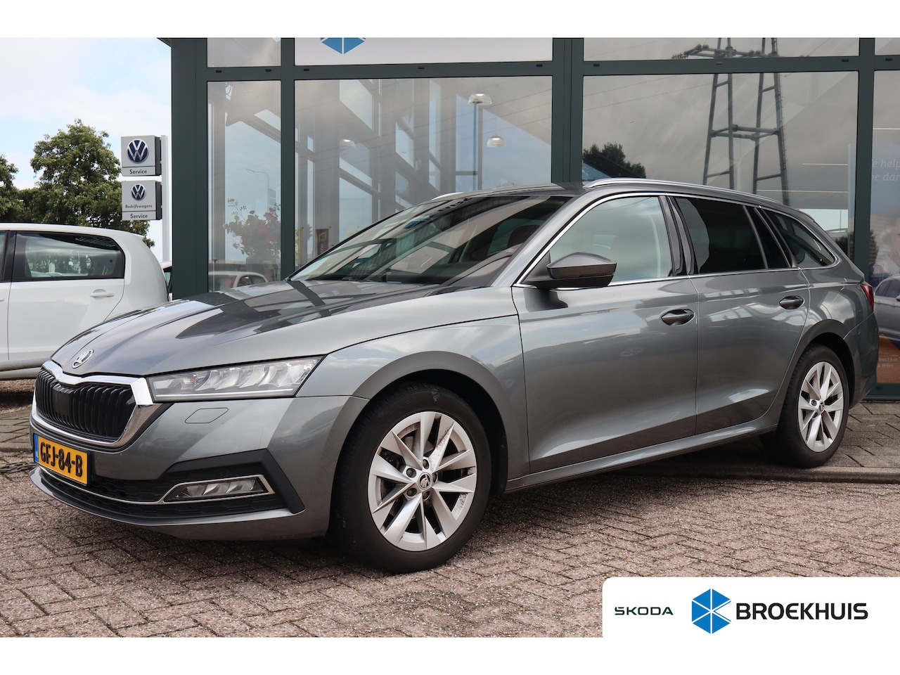 Skoda Octavia Combi - 1.0 e-TSI Business Edition Plus 1.0 e-TSI Business Edition Plus Automaat - AutoWereld.nl