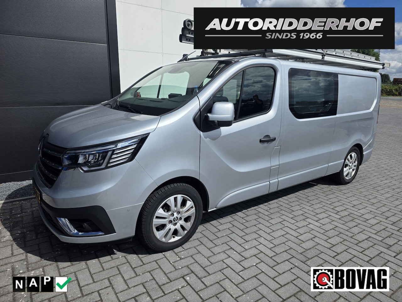Renault Trafic - 2.0 Blue dCi EDC 170 T29 L2H1 Extra DC 2.0 Blue dCi EDC 170 T29 L2H1 Extra DC - AutoWereld.nl
